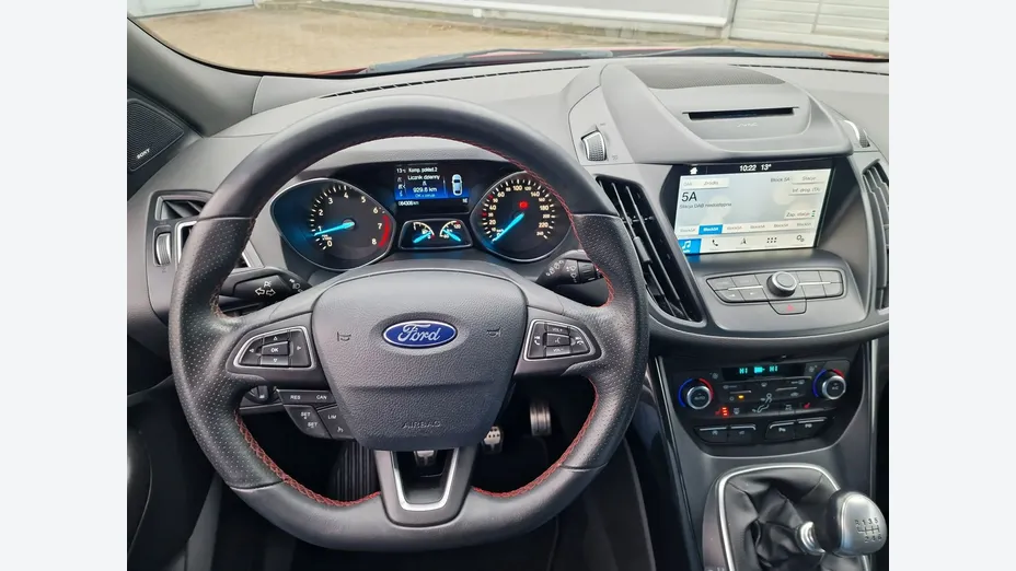 FORD Kuga -