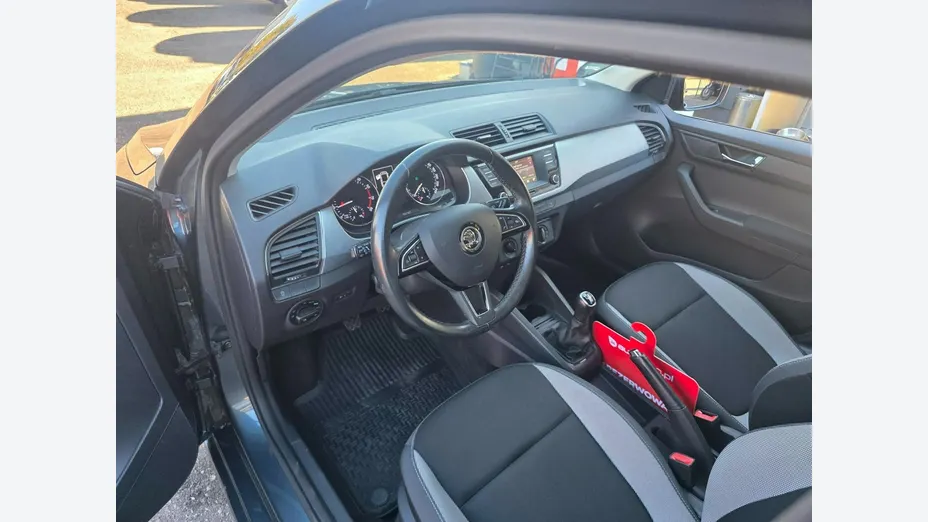 SKODA Fabia -