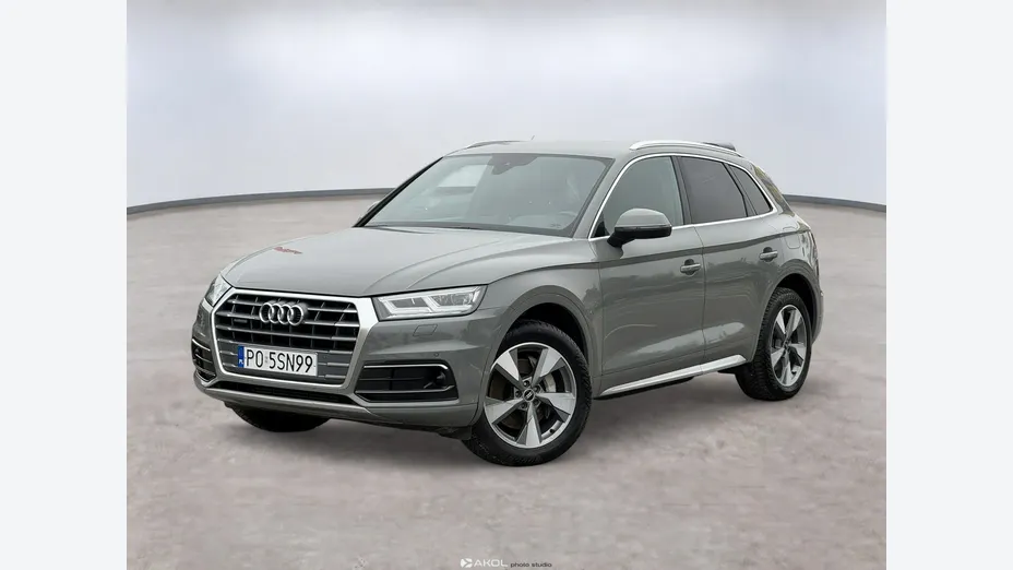 AUDI Q5 -