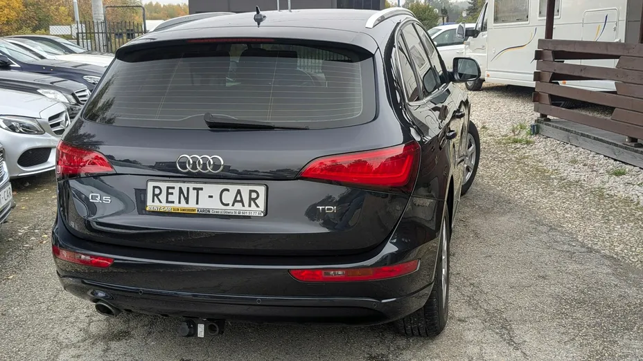 AUDI Q5 -