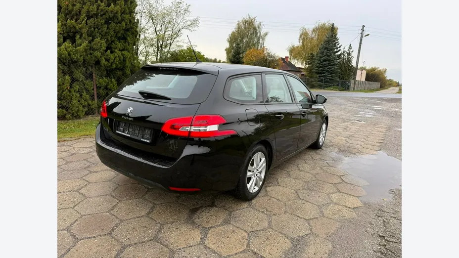 PEUGEOT 308 -