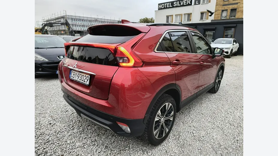 MITSUBISHI Eclipse Cross -