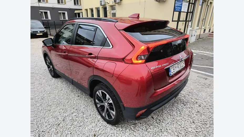 MITSUBISHI Eclipse Cross -