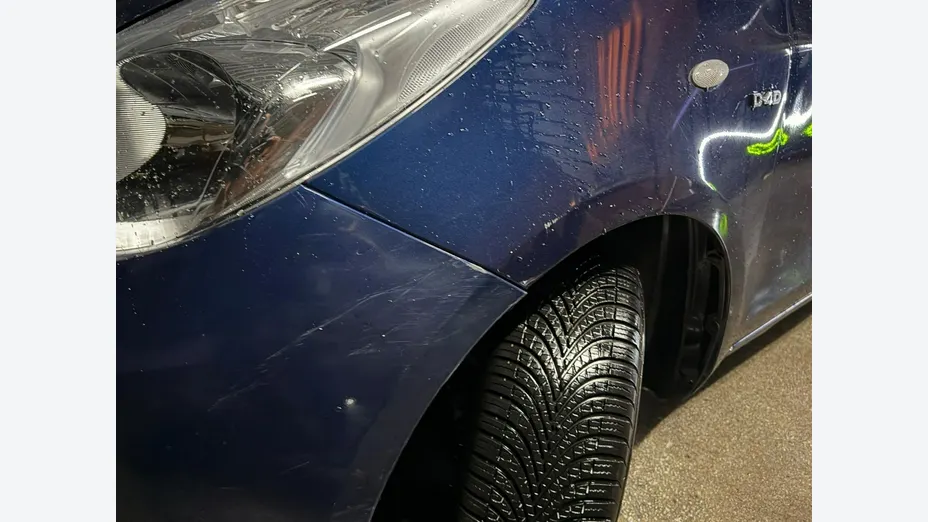 TOYOTA Yaris -