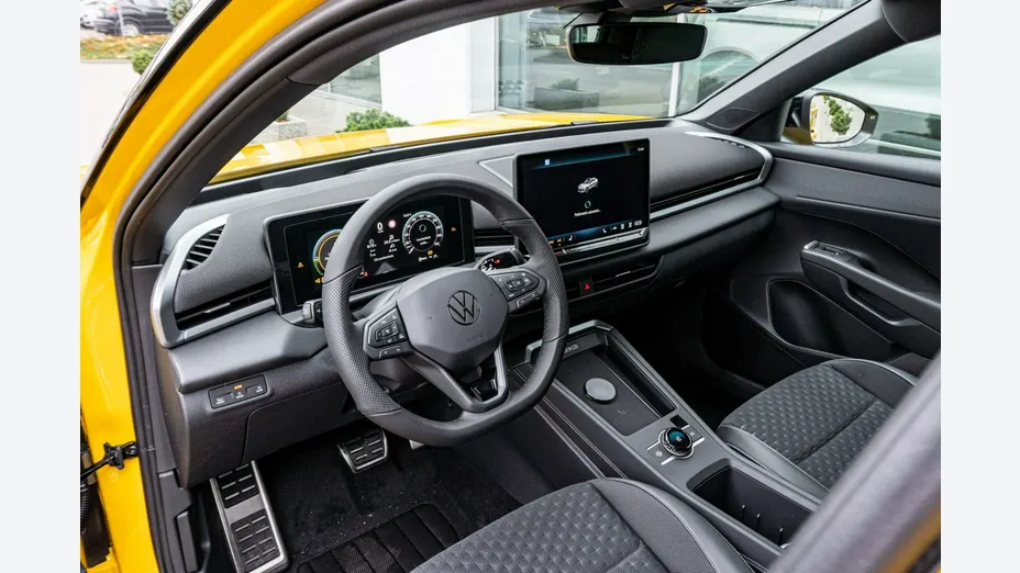 VOLKSWAGEN T-ROC -