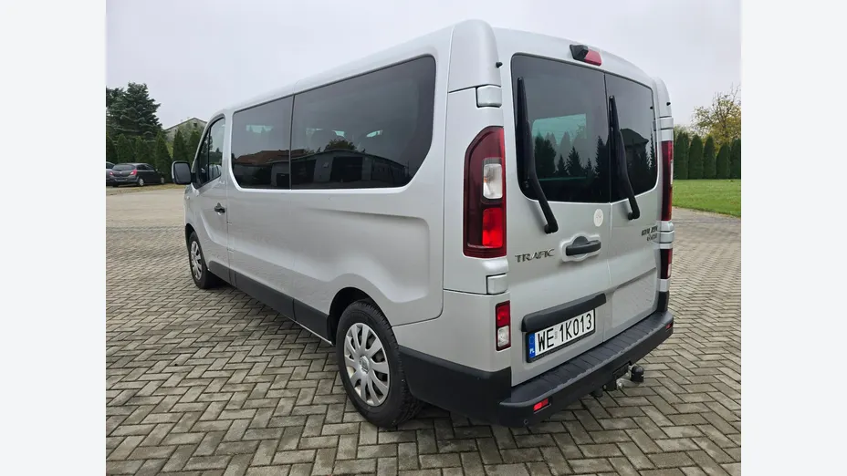 RENAULT Trafic -