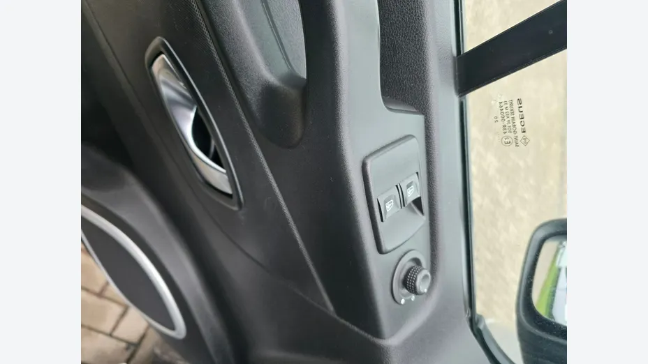 RENAULT Trafic -