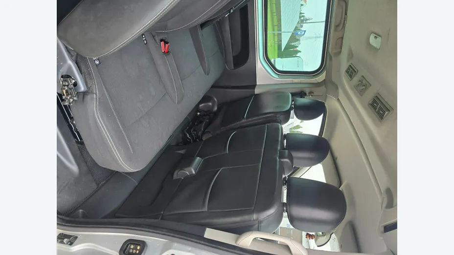 RENAULT Trafic -