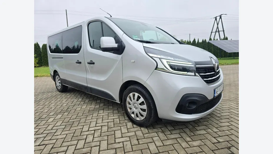 RENAULT Trafic -
