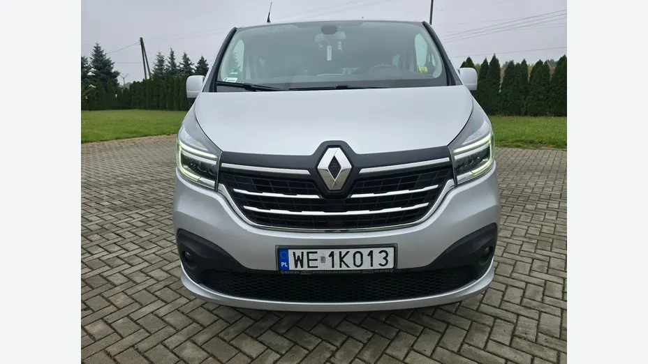 RENAULT Trafic -