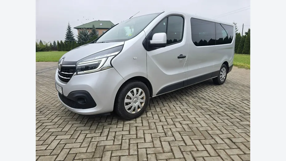 RENAULT Trafic -