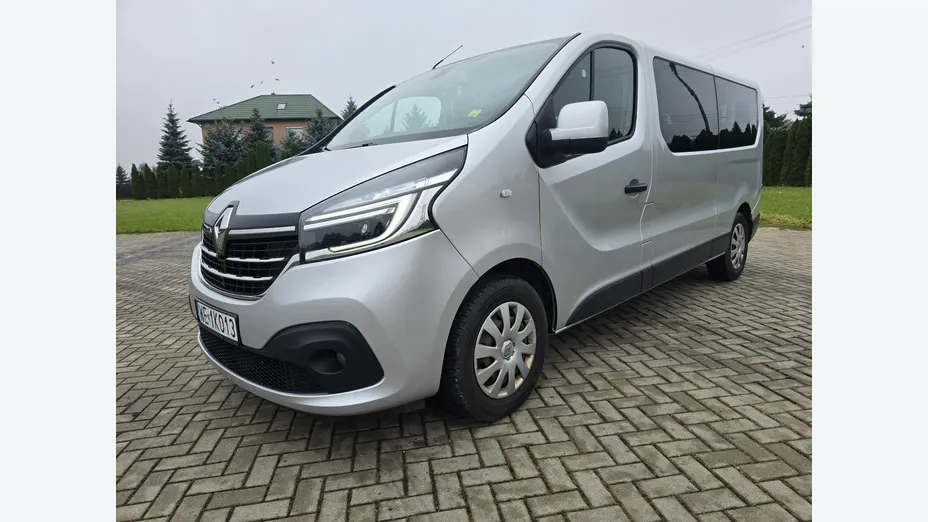 RENAULT Trafic -