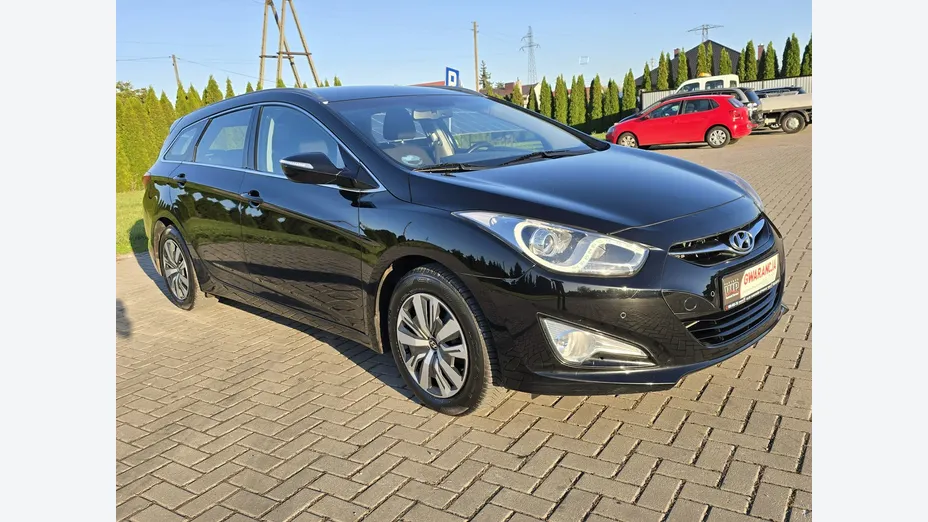 HYUNDAI i40 -