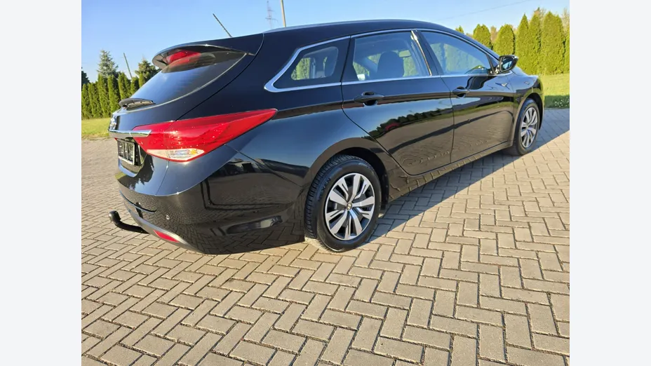 HYUNDAI i40 -