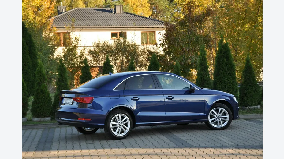 AUDI A3 Limousine -