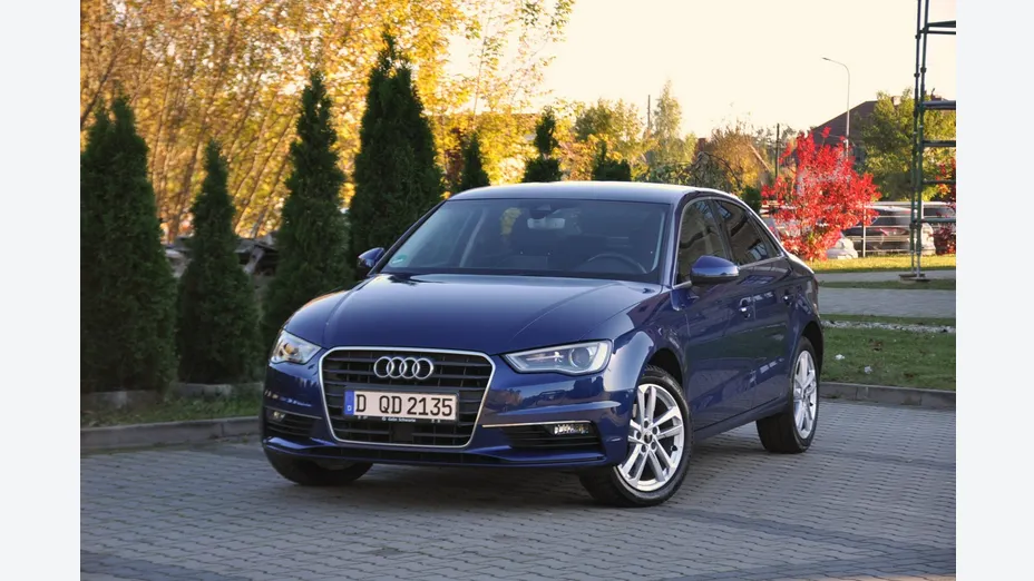 AUDI A3 Limousine -