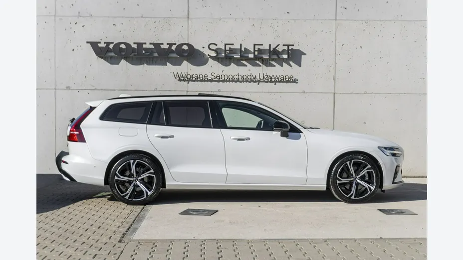 VOLVO V60 -