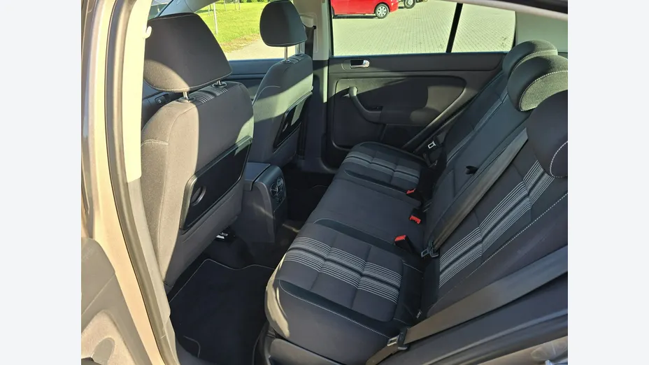 VOLKSWAGEN Golf Plus -