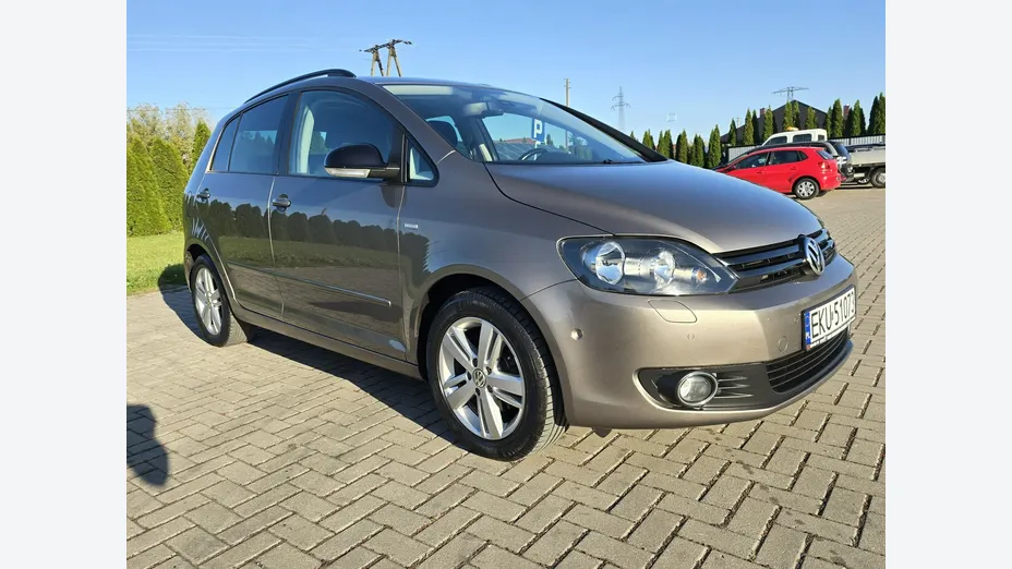 VOLKSWAGEN Golf Plus -