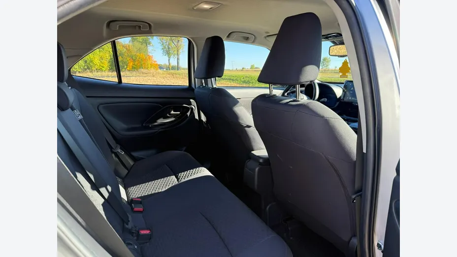 TOYOTA Yaris Cross -