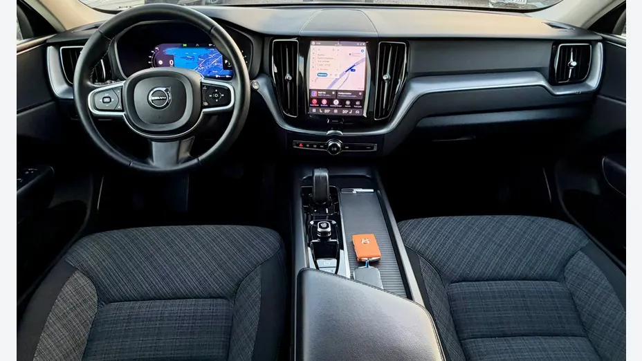 VOLVO XC60 -