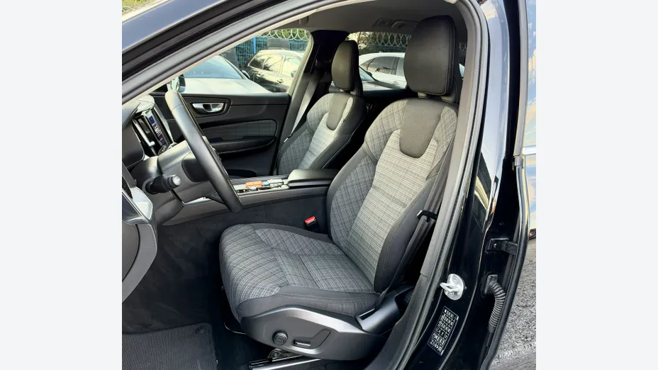 VOLVO XC60 -