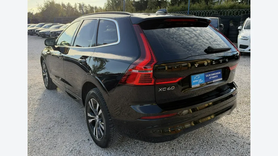 VOLVO XC60 -