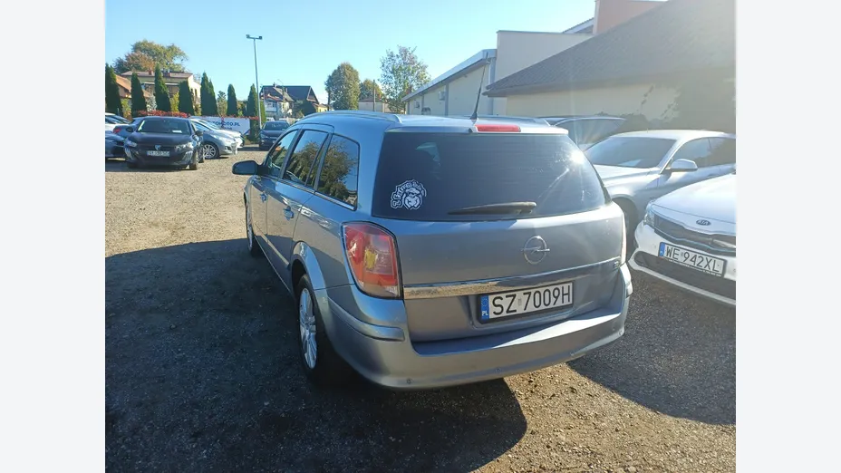 OPEL Astra -