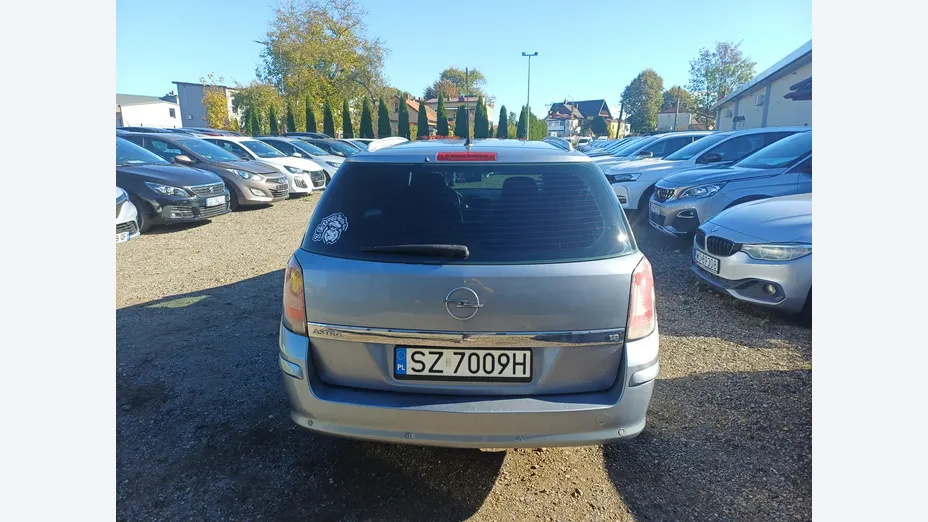 OPEL Astra -