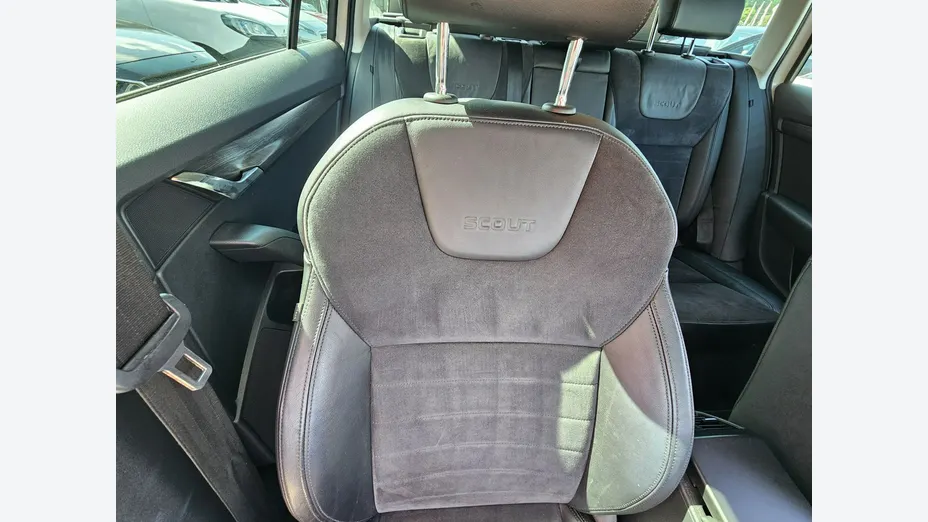 SKODA Octavia -