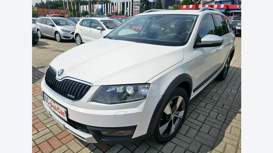 SKODA Octavia -