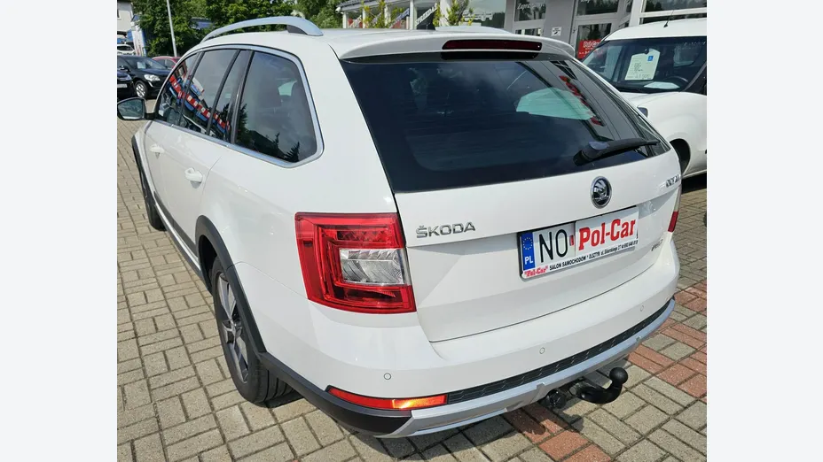 SKODA Octavia -