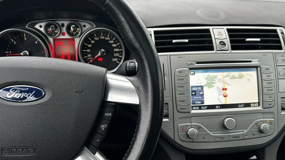 FORD Kuga -