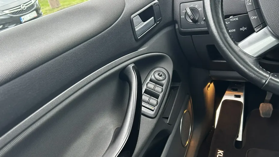 FORD Kuga -