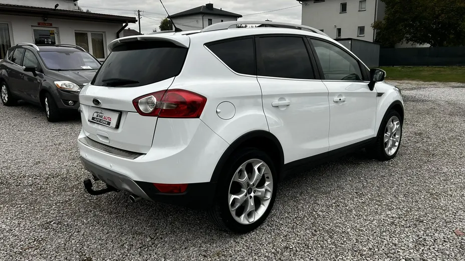 FORD Kuga -