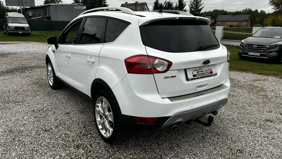 FORD Kuga -