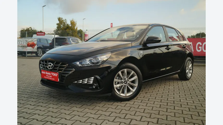 HYUNDAI i30 -