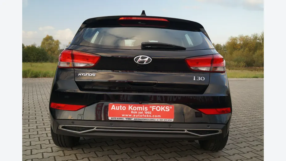 HYUNDAI i30 -