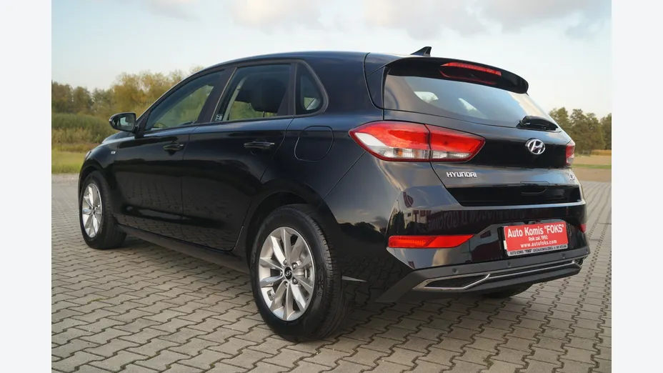 HYUNDAI i30 -