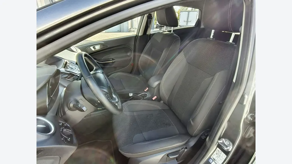 FORD Fiesta -