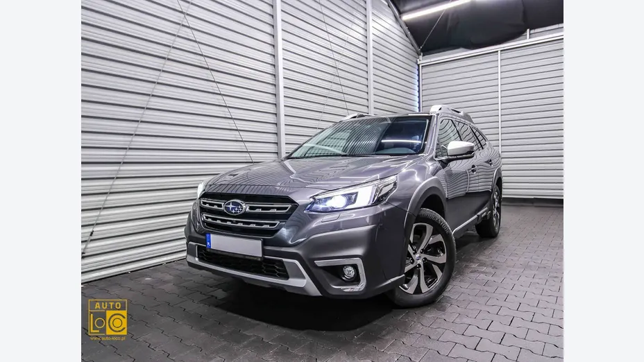 SUBARU Outback -