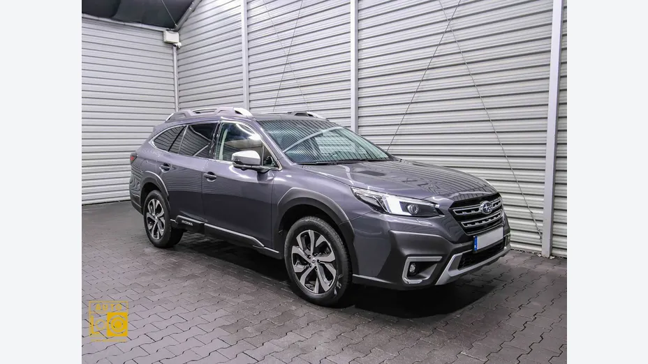 SUBARU Outback -
