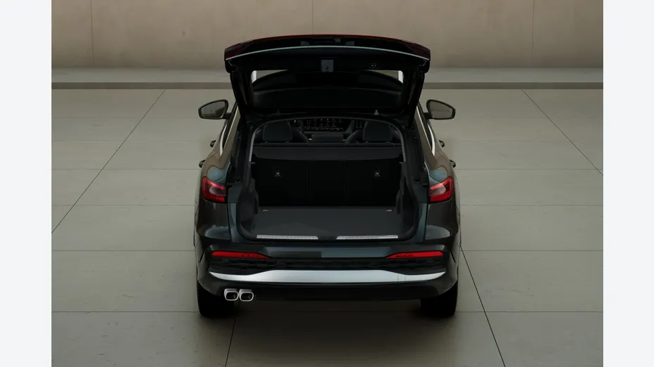 AUDI Q5 -