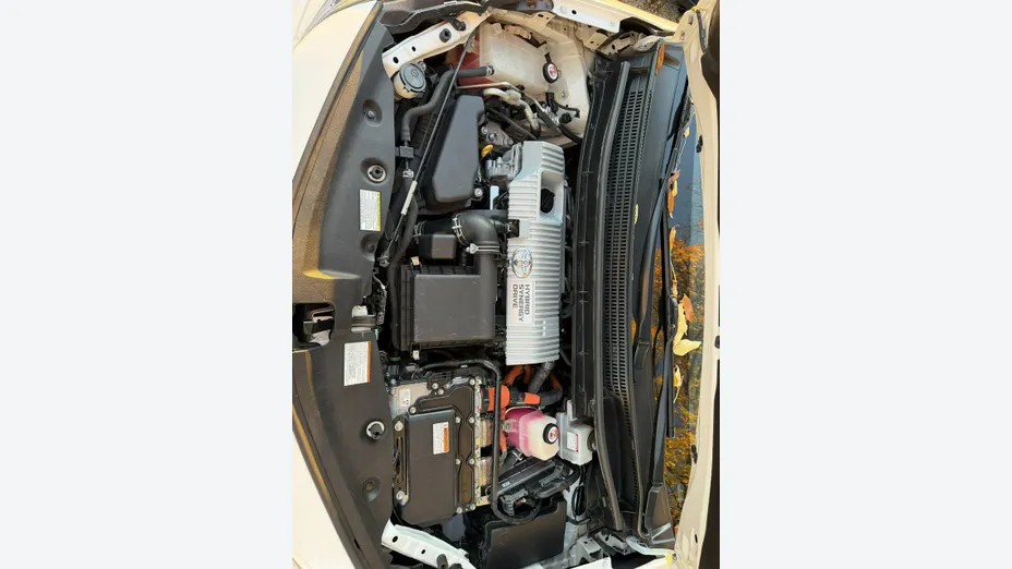 TOYOTA Prius -