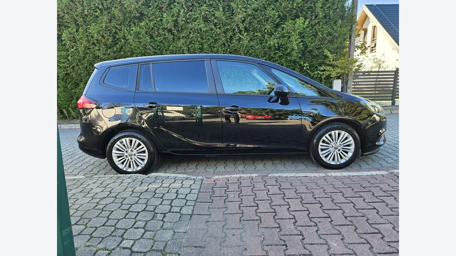 OPEL Zafira -