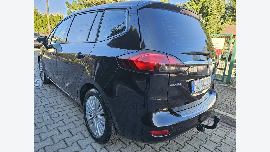 OPEL Zafira -