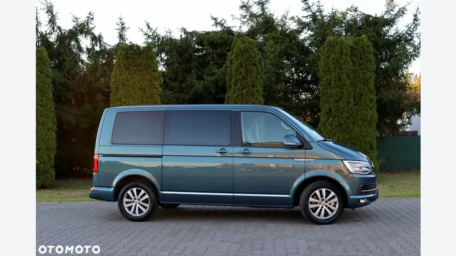 VOLKSWAGEN Multivan -