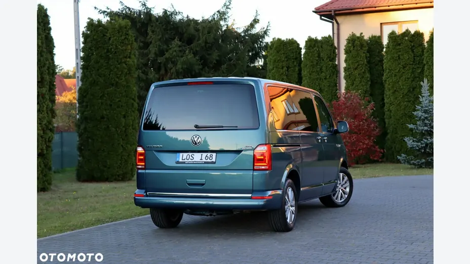 VOLKSWAGEN Multivan -
