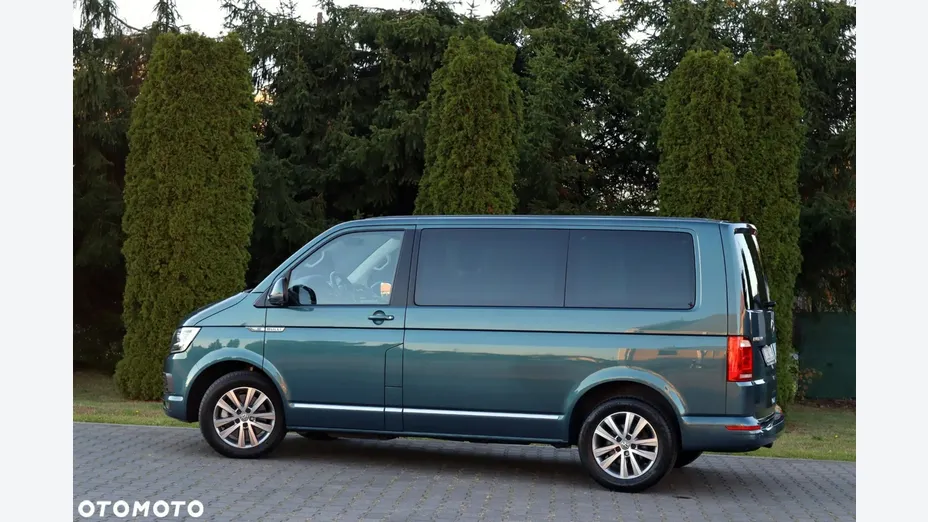 VOLKSWAGEN Multivan -
