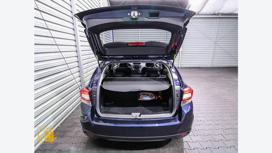 SUBARU Impreza -